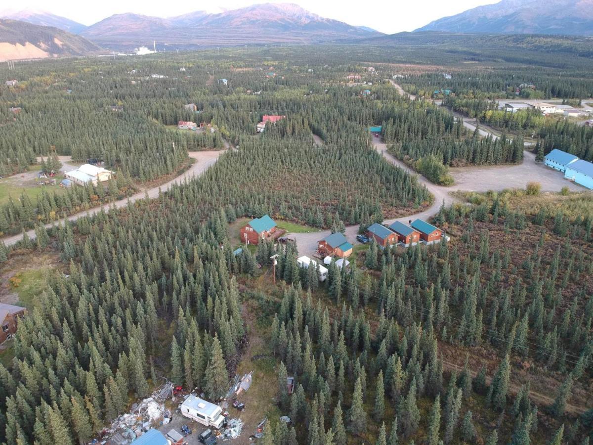 Denali'S Alaskan Spruce Cabins Healy Exterior photo